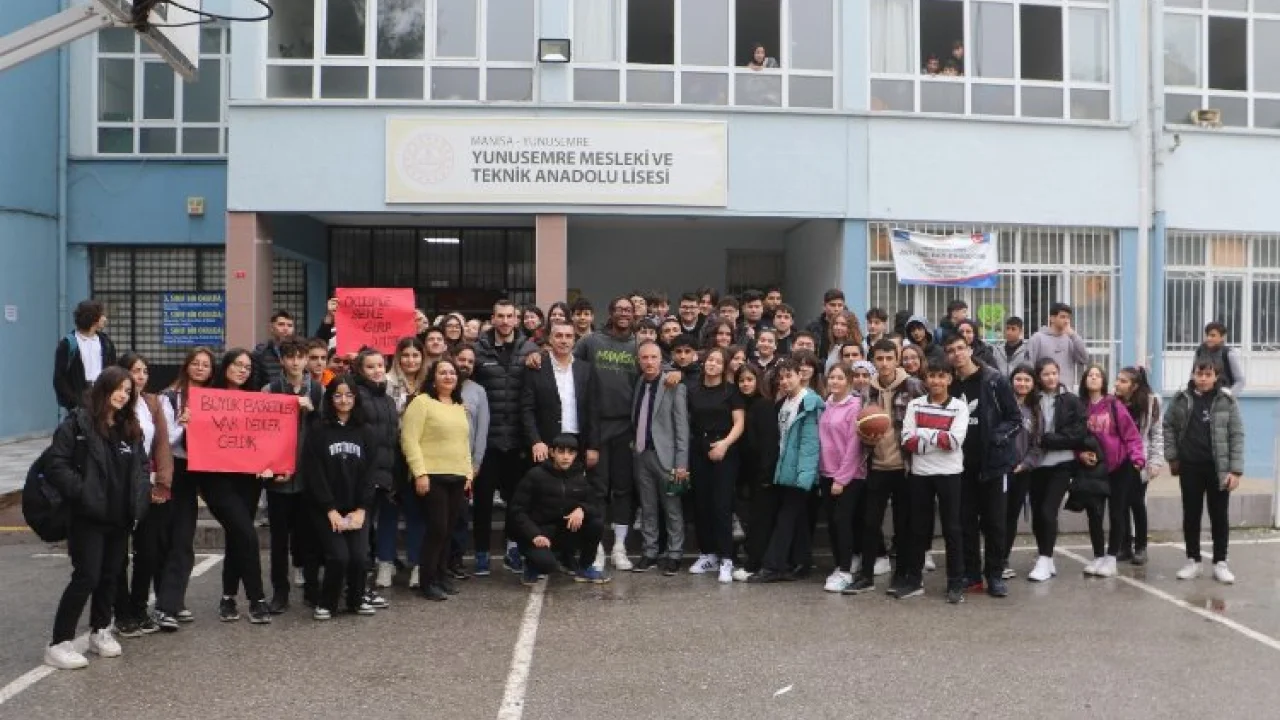 Potanın Tarzanları liselilerle buluştu -