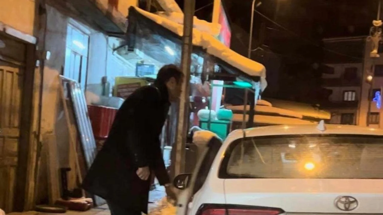 Bozüyük'te CHP’li belediyeden Pazaryeri başkan adayına otomobil kıyağı -