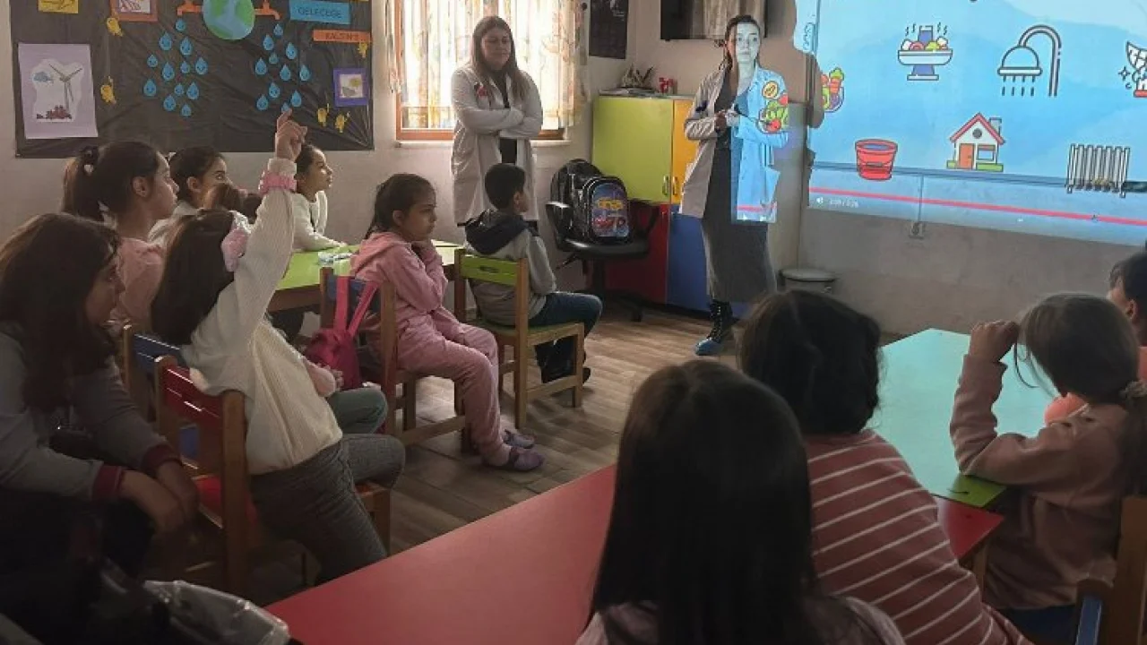 Manisa'da çocuklara tasarruf ve verimlilik bilinci -
