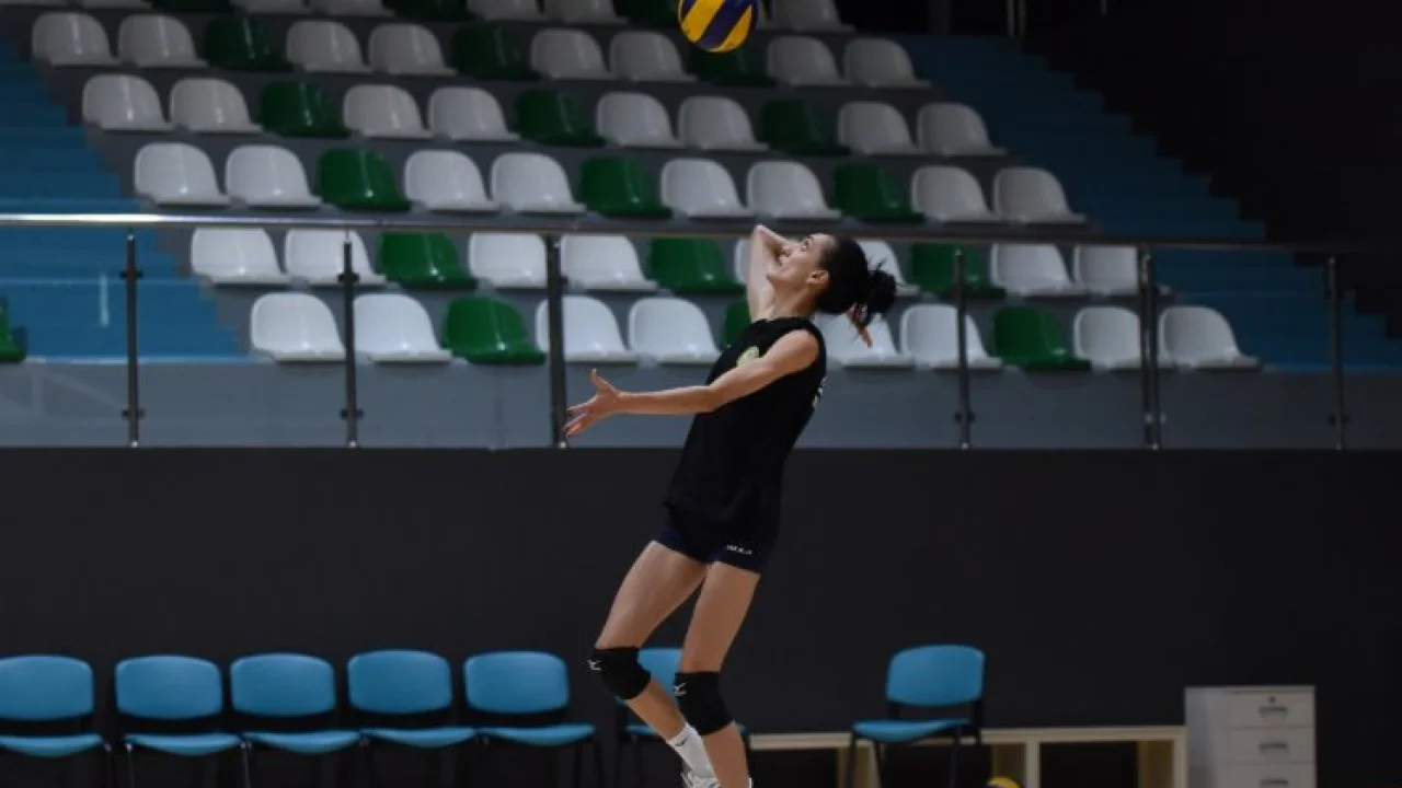 Manisa formasını gururla taşıyor... Milli sporcunun hedefi şampiyonluk! -