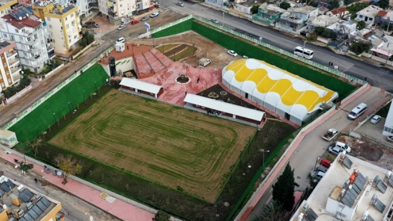 Muratpaşa Deniz Baykal Spor Kompleksi’nde sona doğru -