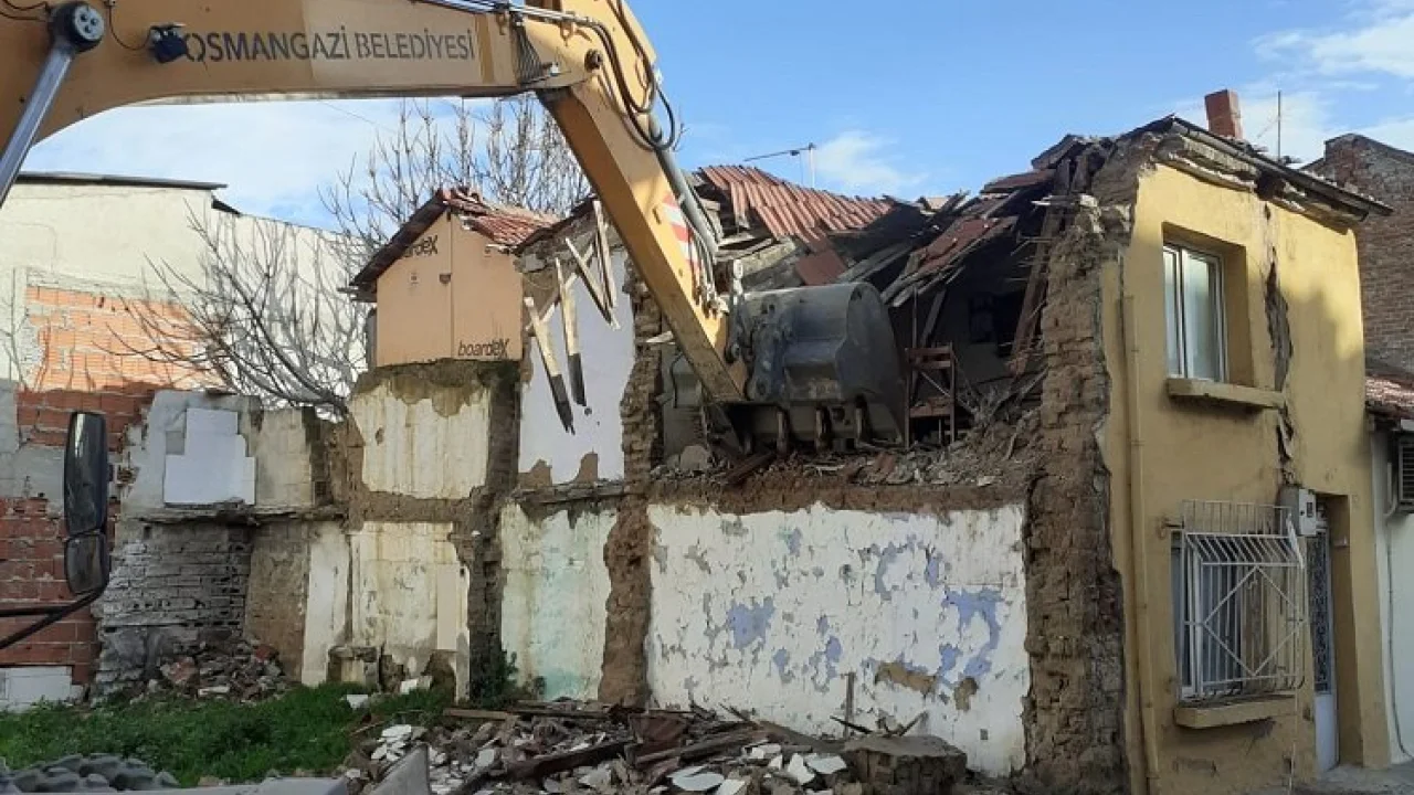 Osmangazi mahalleleri güvenli hale getiriyor -