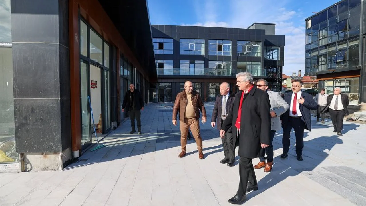 Sakarya'nın ticaret dokusuna 'imza' gibi proje -