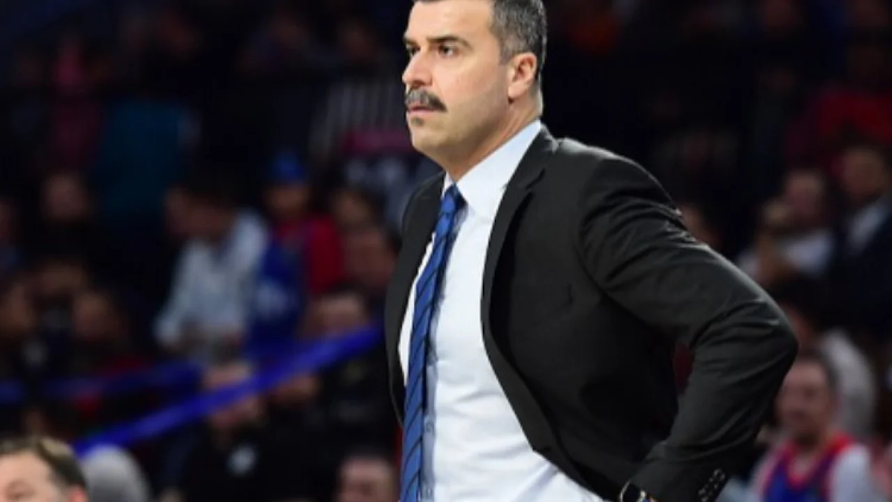 Anadolu Efes'te Erdem Can ile yollar ayrıldı -