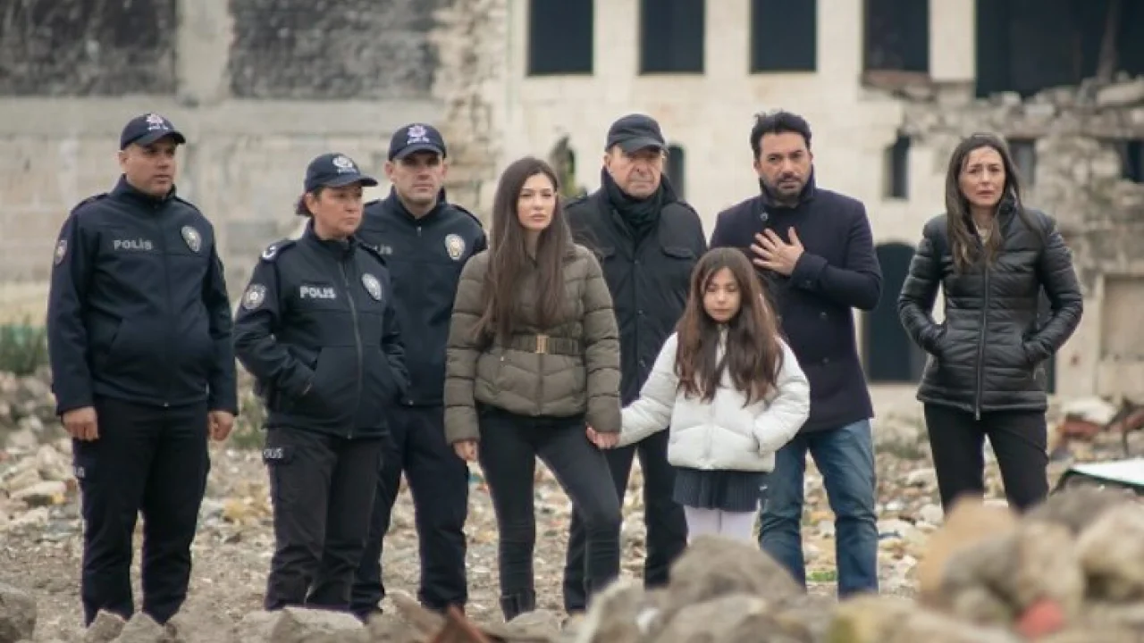 Arka Sokaklar oyuncuları deprem bölgesinde -
