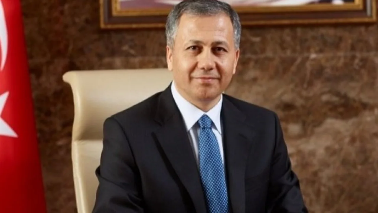 Bakan Yerlikaya: "Interpol'ün aradığı 23 şüpheli yakalandı" -