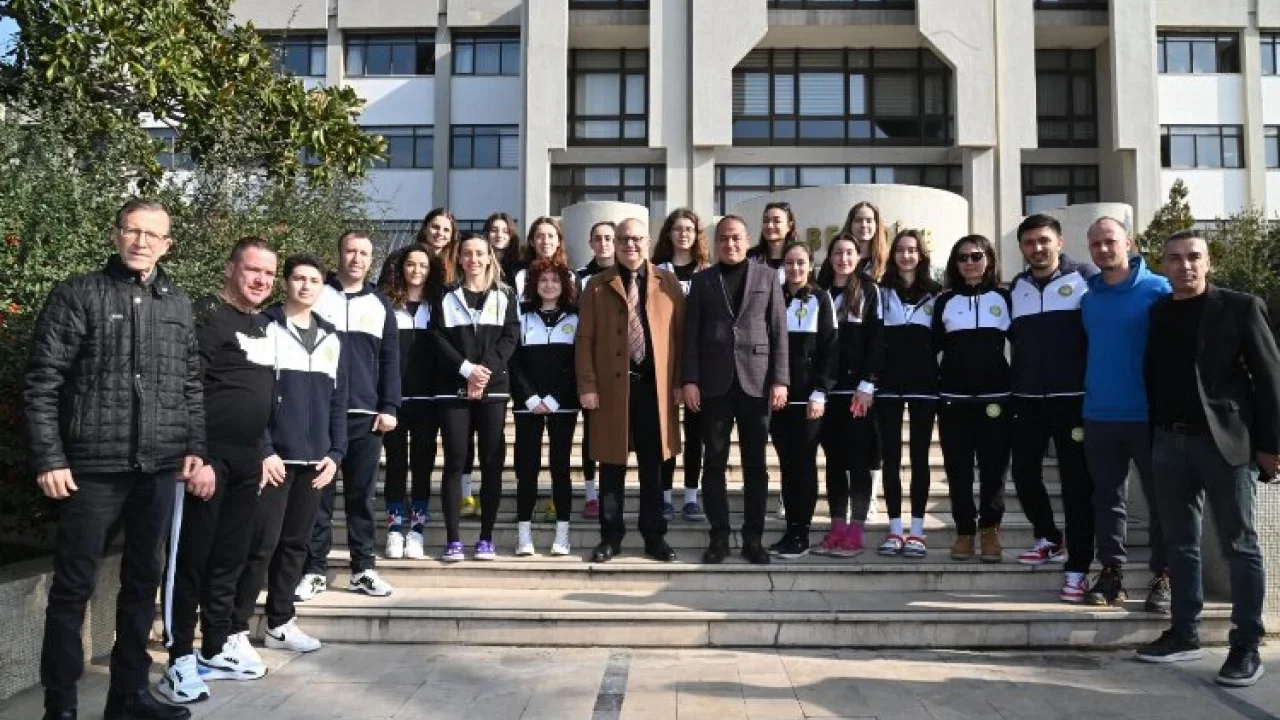 Başkan Ergün Büyükşehir’in Sultanlarını Kütahya’ya uğurladı -