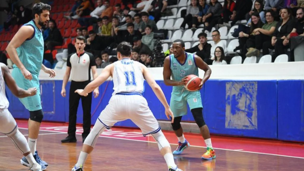 Çayırova Belediyesi, Kağıtspor’u mağlup etti -
