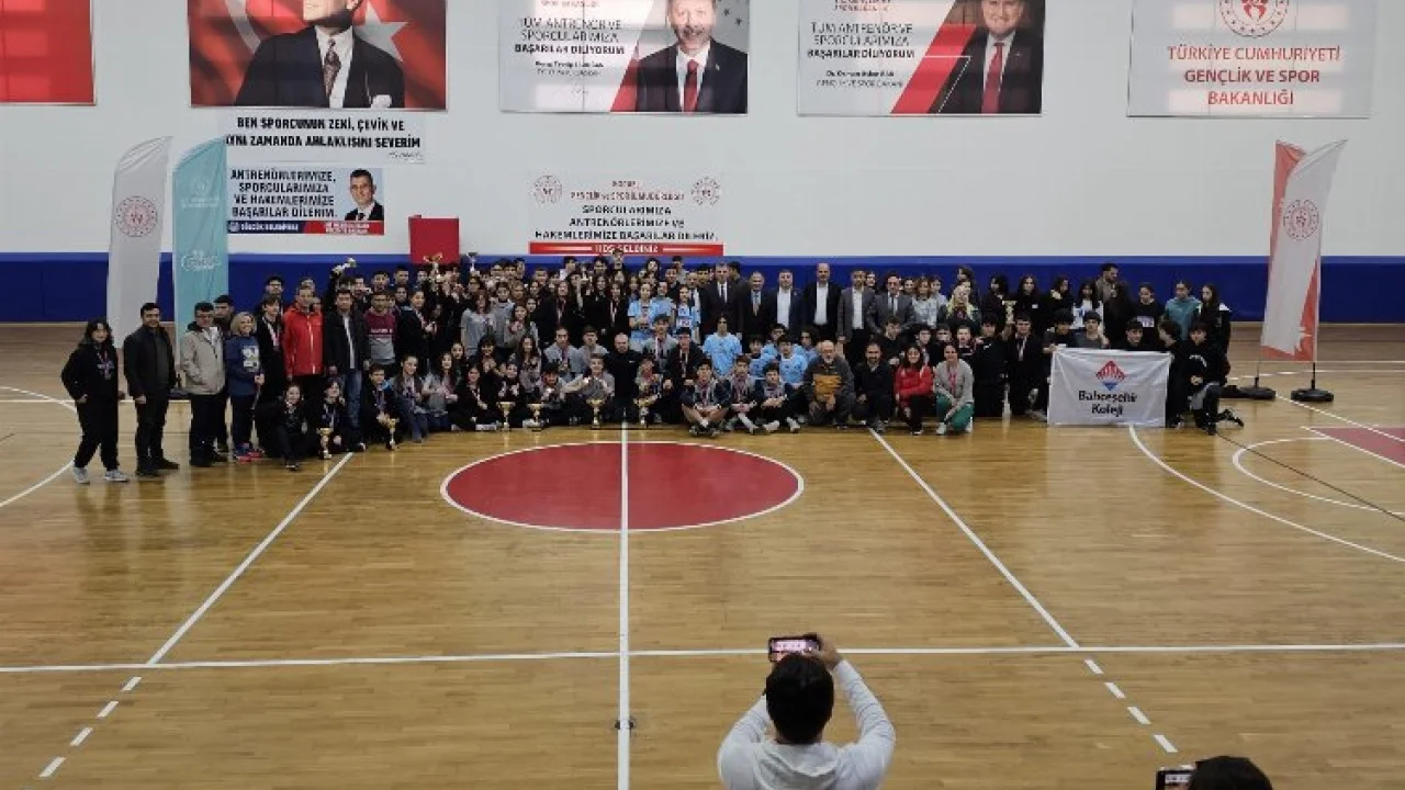 Gölcük Ulusal Oryantiring Yarışları finaline ev sahipliği yaptı -
