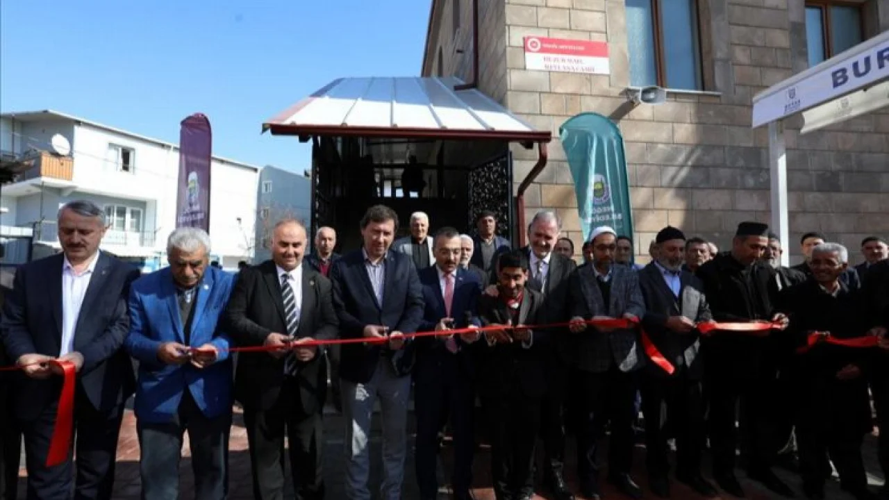 İnegöl'de Mevlana Camii dualarla açıldı -