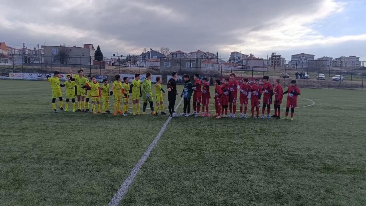 Keşan Genç Ordu, Uzunköprü Veteranlar’ı 4-1 yendi -