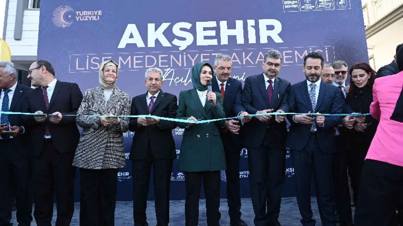 Konya'da Akşehir Lise Medeniyet Akademisi açıldı -
