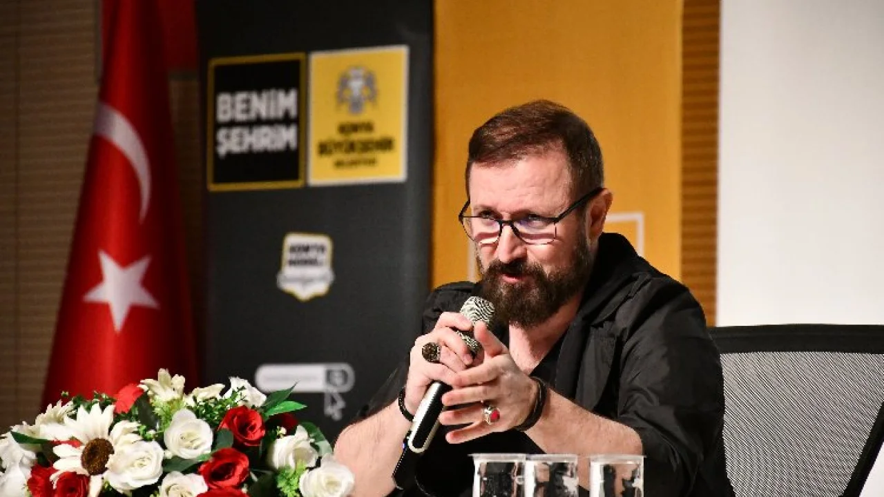 Konya'da Şehir Konferansları devam ediyor -