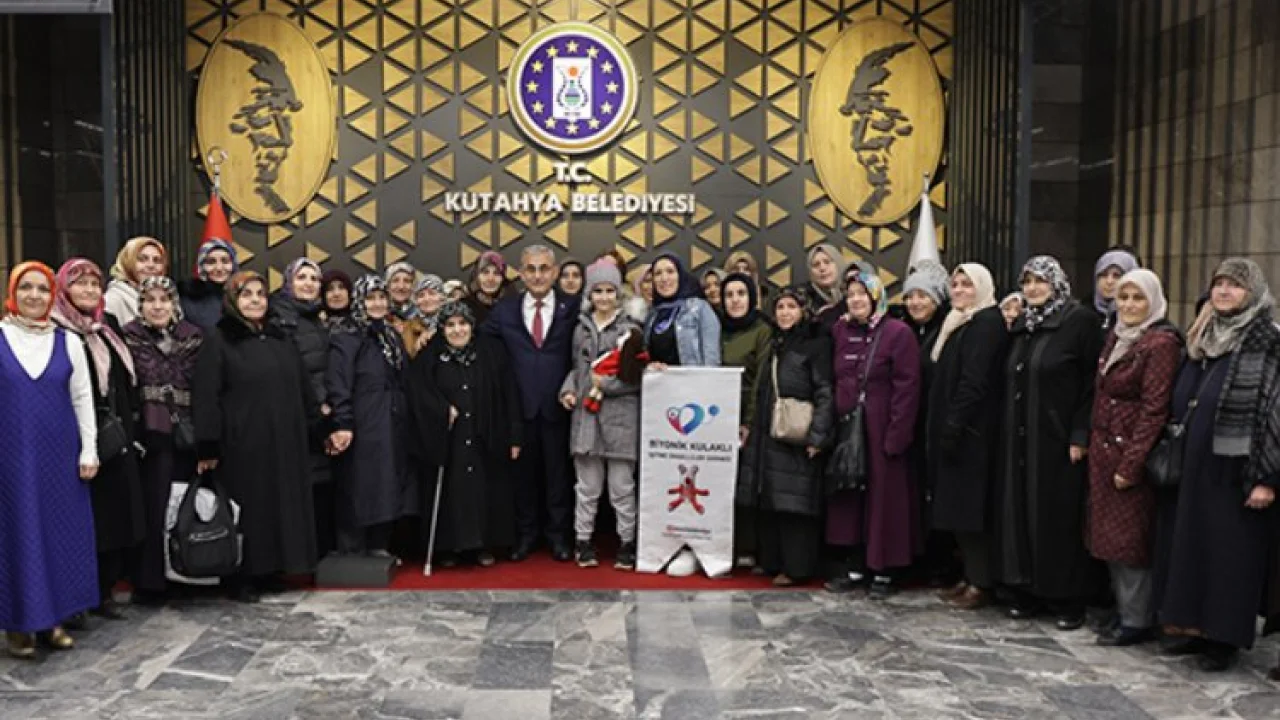 Kütahya'da büyüklerden Başkan Işık'a teşekkür -