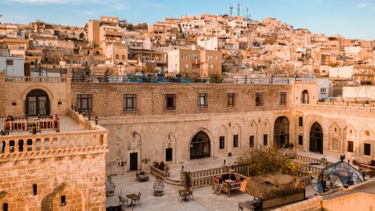 Mardin’de tarihi konaklar butik otellere dönüştü -