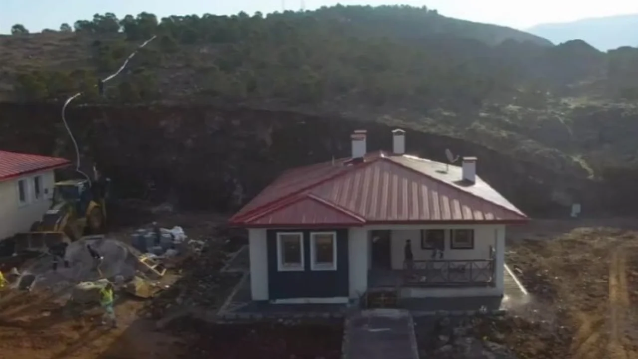 Şehit ailesine evi bu hafta teslim edilecek -