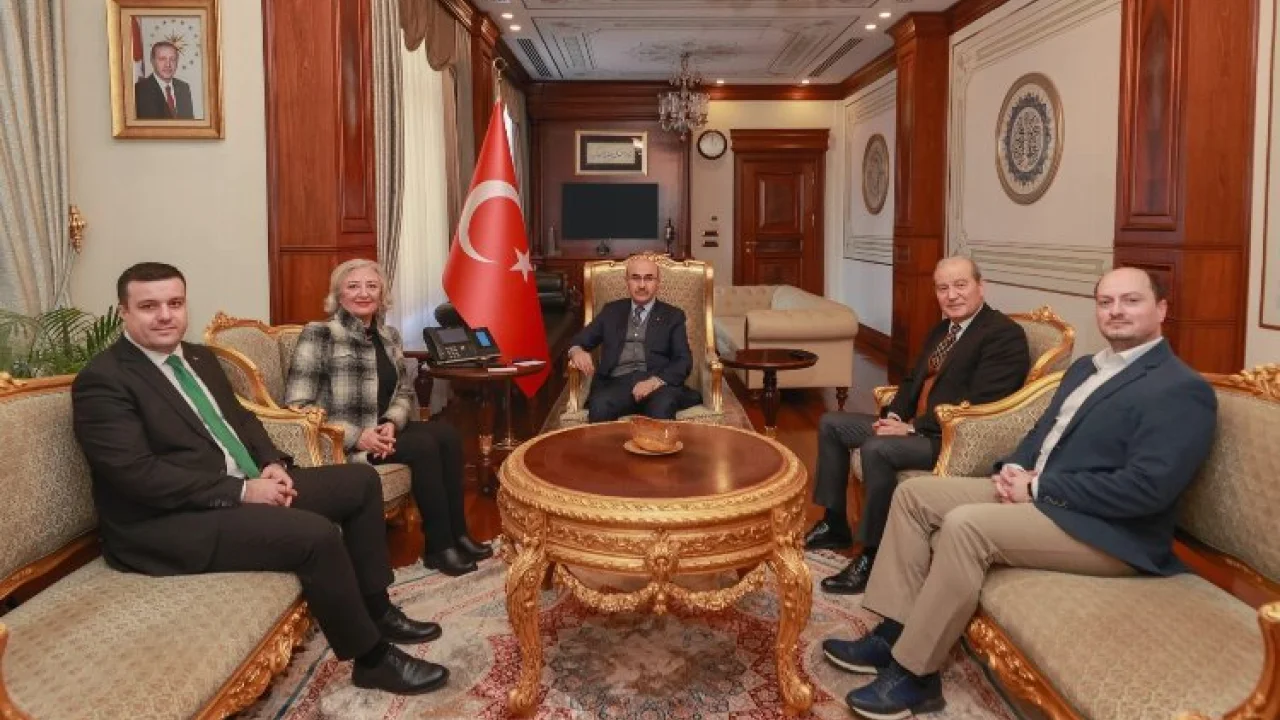 SKAL Bursa’dan ilk ziyaret Vali Demirtaş’a -