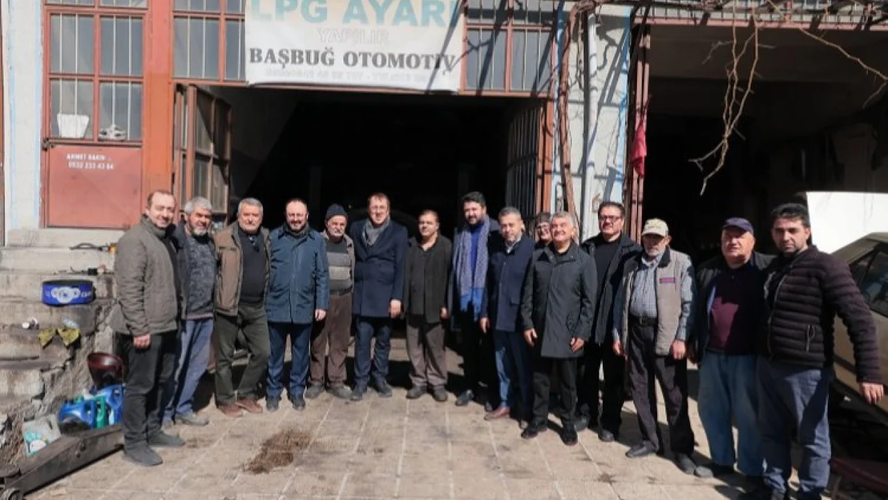 AK Parti Adayı Savran, bugün Zahire Pazarı Ve Sanayi Sitesi’ndeydi -