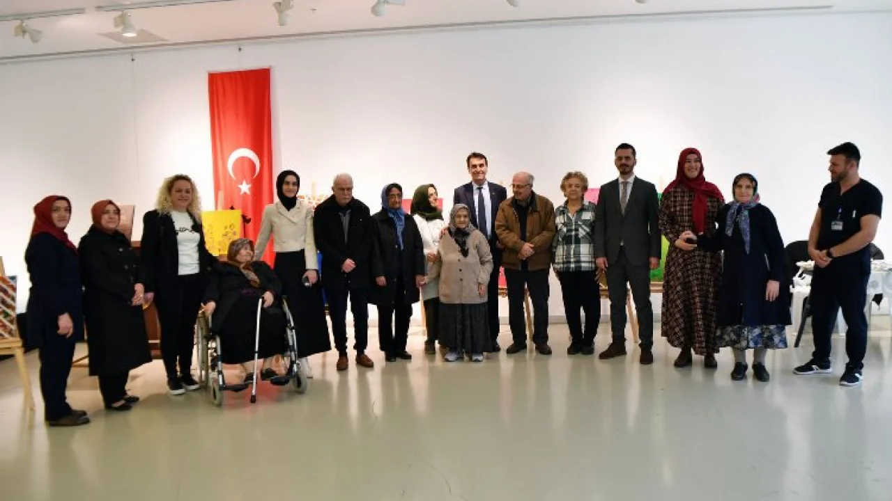  ALBAM sakinlerinden Yaşlılar Haftası sergisi -