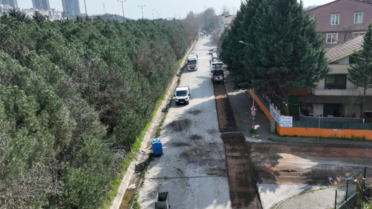 Alikahya Stadyum Tramvayı'nda ilk kazma -