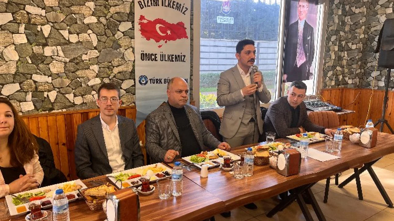 Başkan Atmaca “Devlet memurunu hak ettiği haklarına kavuşturacağız” -