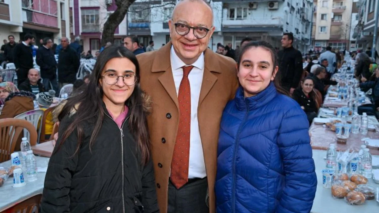 Başkan Ergün Yavuz Kurt’un iftar programına katıldı -
