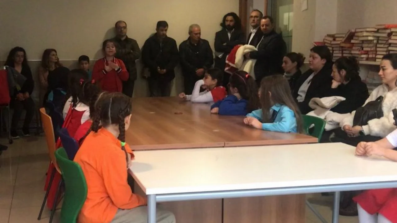 Bursa Mudanya'da İstiklal Marşı'nın güzel okuyanlar belli oldu -