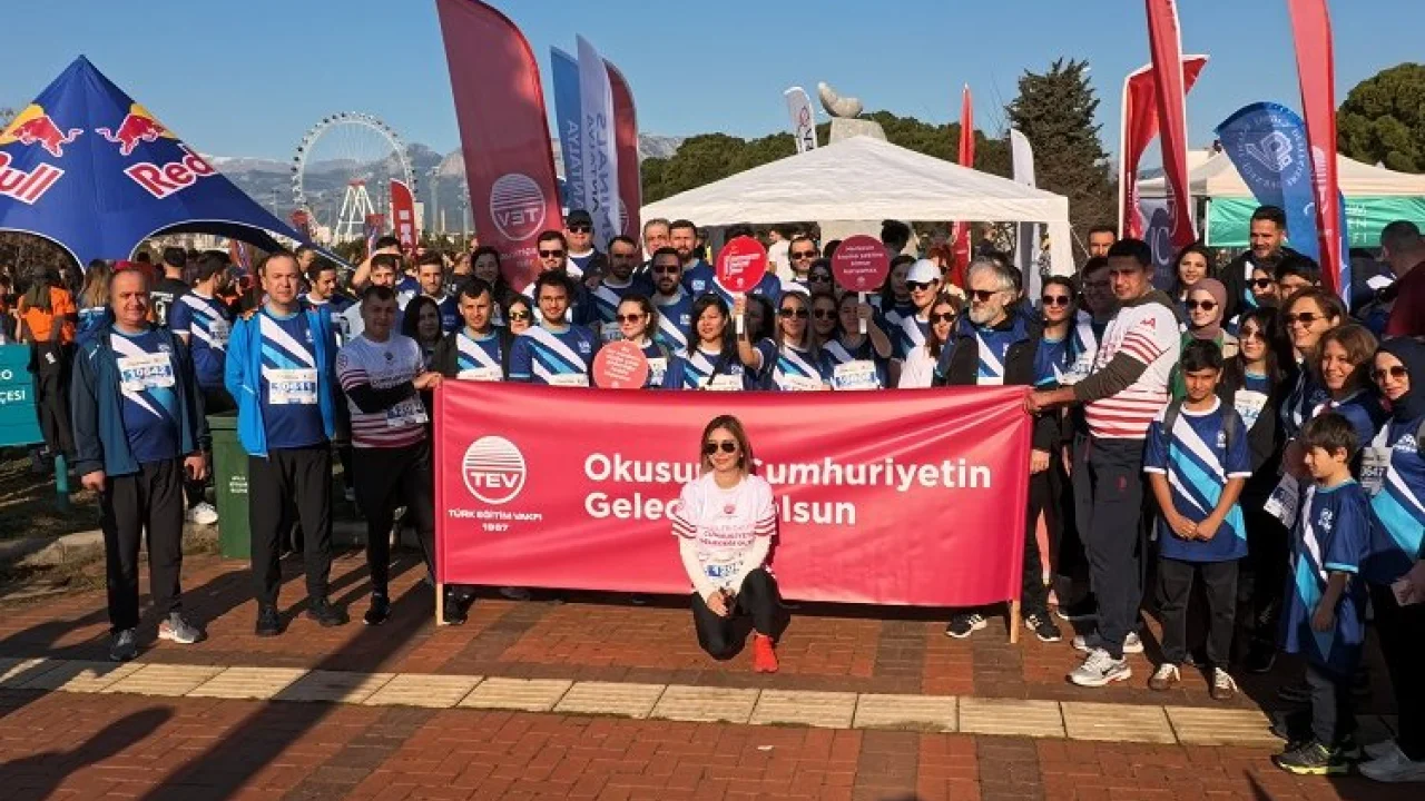 CK Enerji çalışanları afetzede öğrencilerin eğitimleri için koştu -