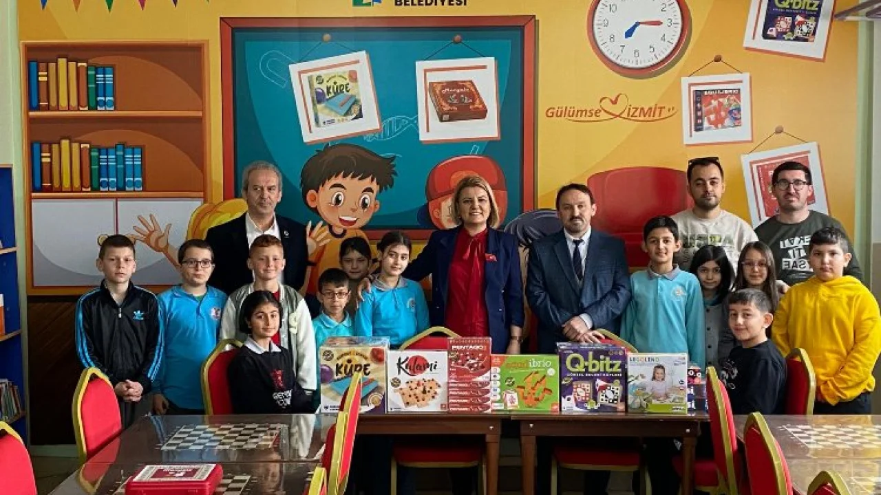 İzmit Tavşantepe İlkokulu’na akıl ve zeka oyunları sınıfı -