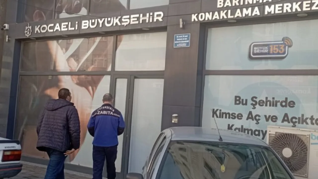 Kocaeli Büyükşehir, evsiz vatandaşlara kol kanat geriyor -