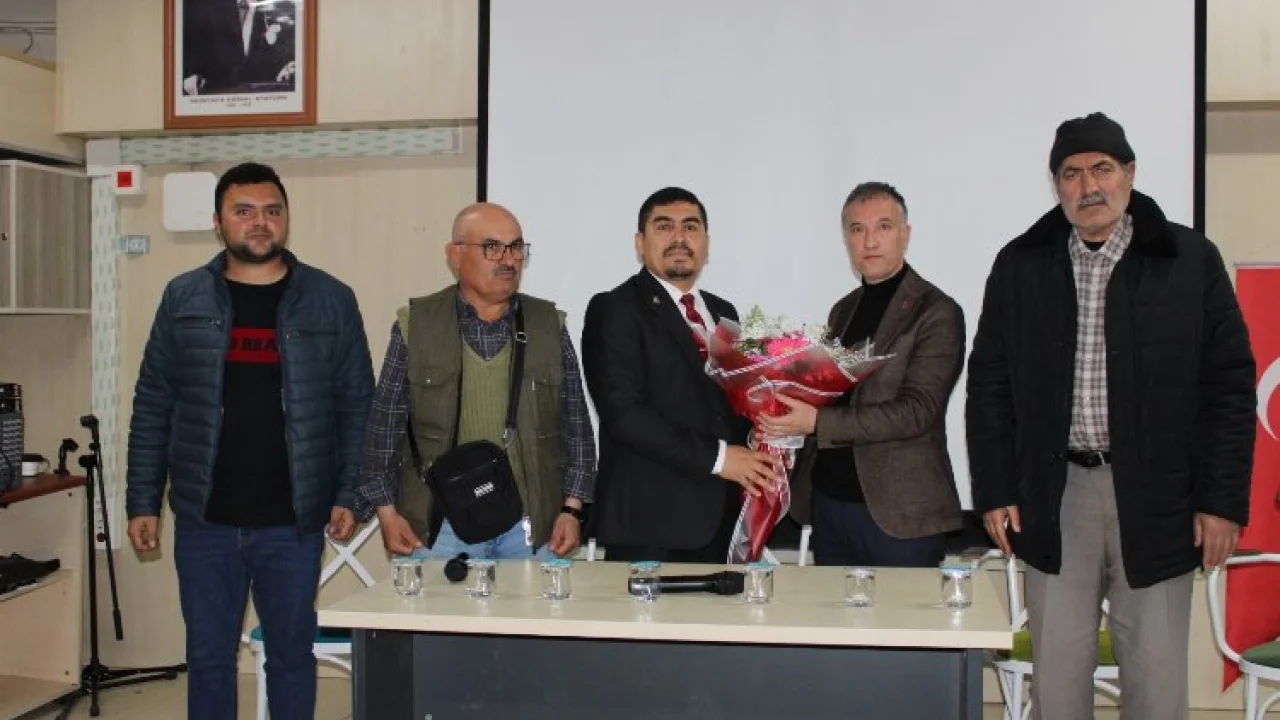 Şehit aileleri ve gaziler öğrenciler ile buluştu -