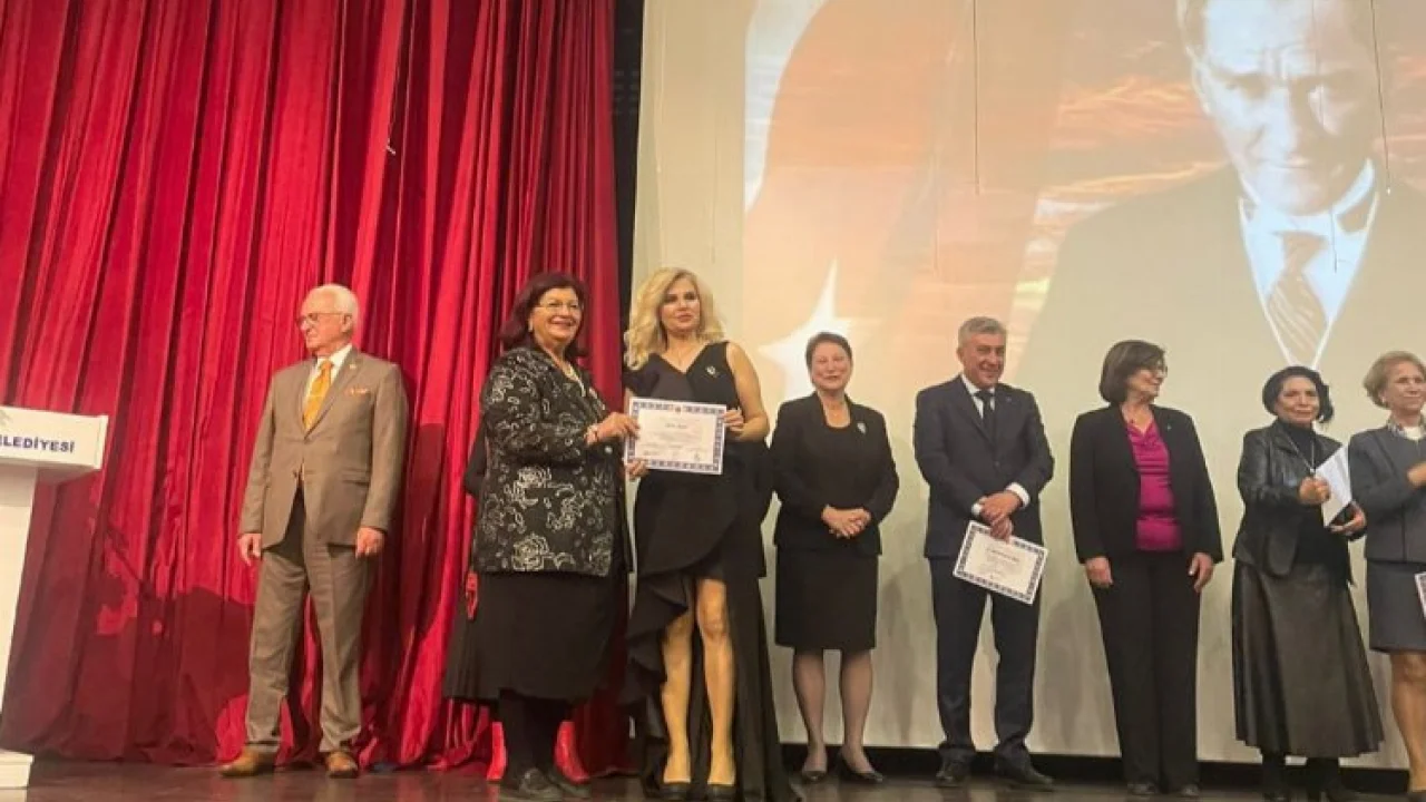 Sevil Sevil yoğun maratonuna devam ediyor -