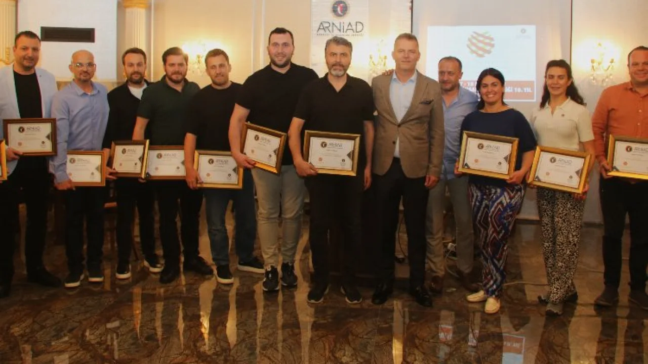 Arnavut iş insanları Kosova’da buluşacak -