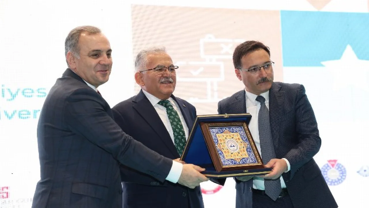 Başkan Büyükkılıç: “Bu fuar, iş arayan ile işverenleri buluşturacak” -