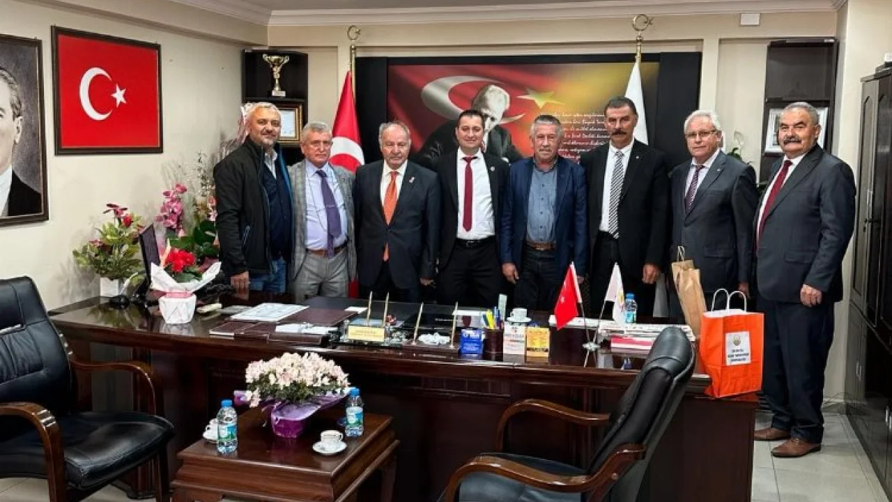 Başkan Kıral’a, geçmiş dönem belediye başkanlarından ziyaret -