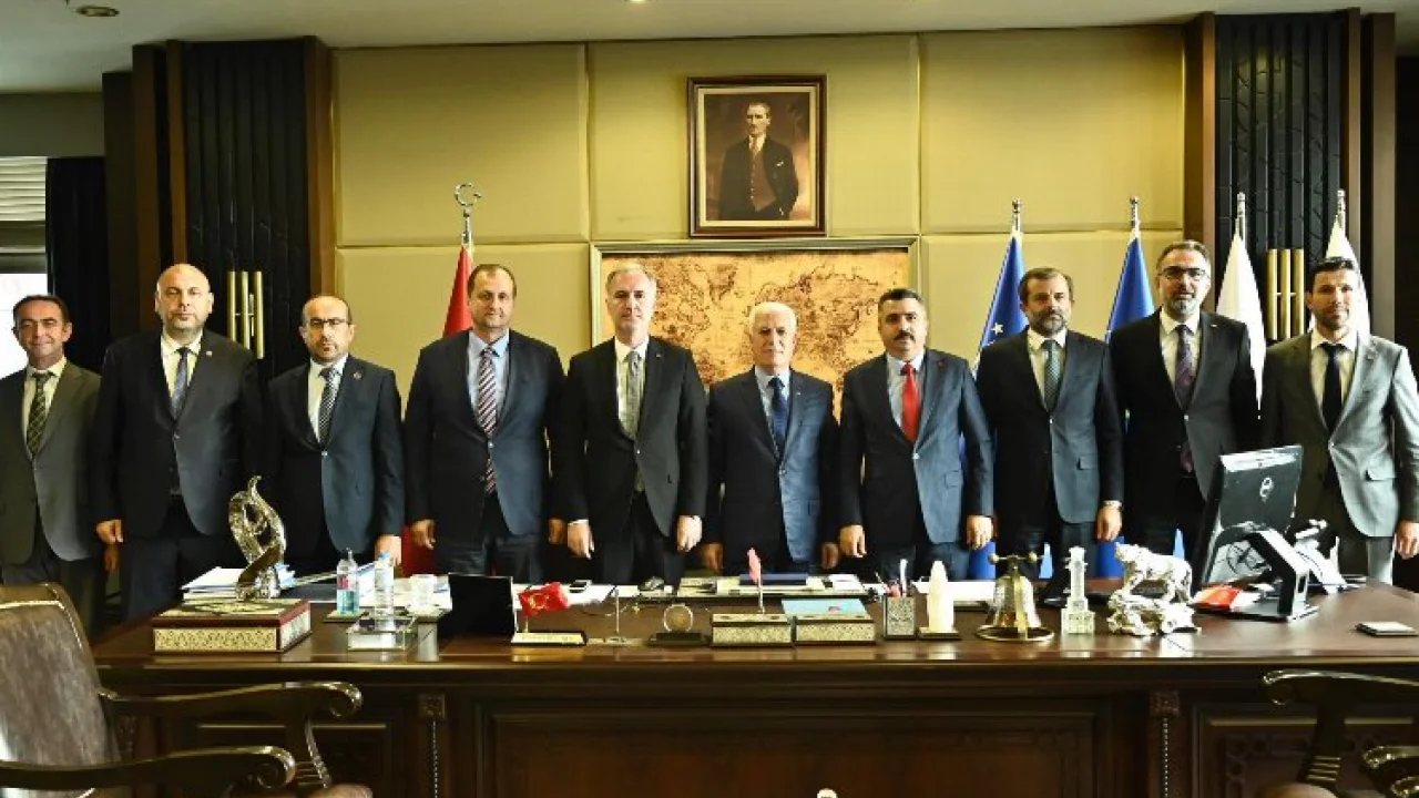 Bursa'da AK Partili belediye başkanlarından Başkan Bozbey'e toplu ziyaret -