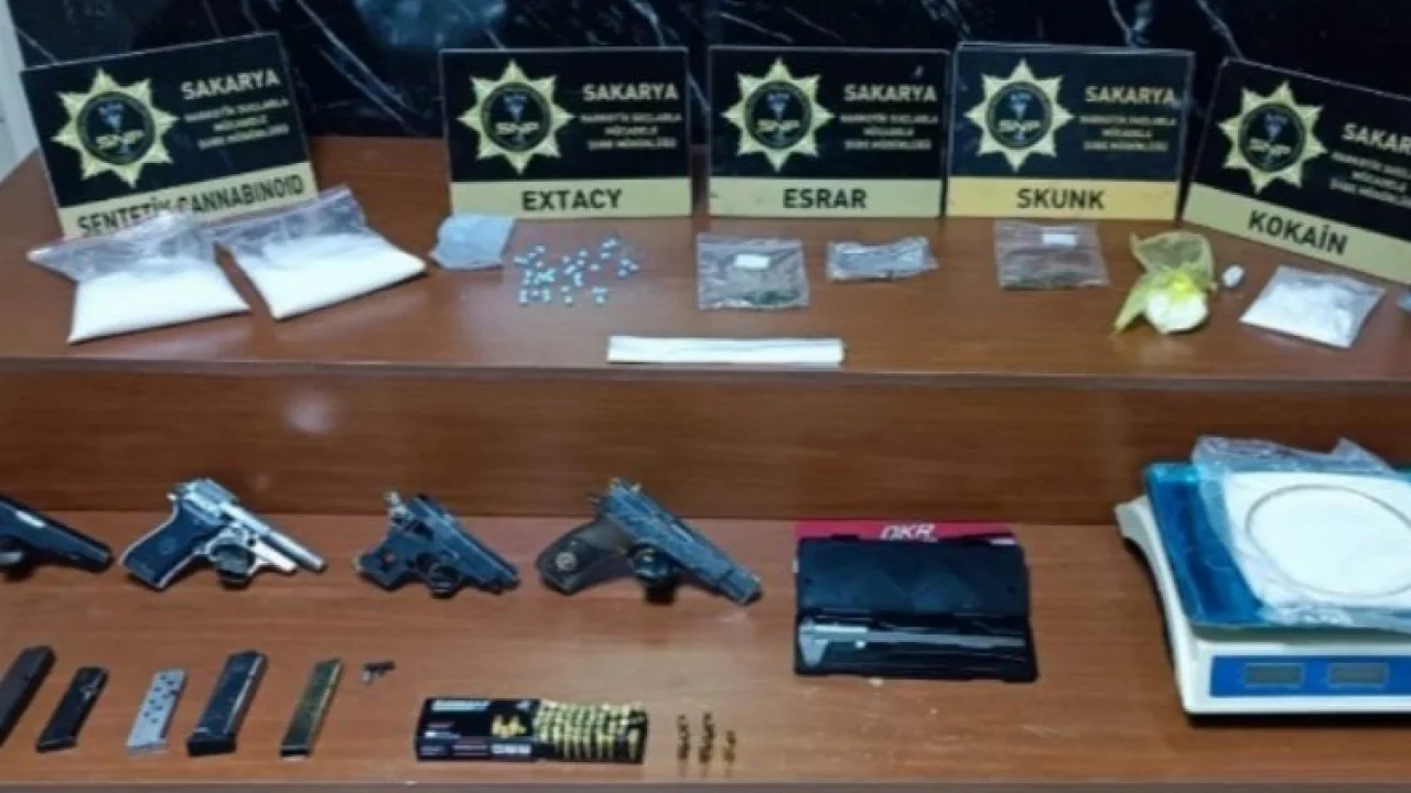 Uyuşturucu tacirlerine geçit yok -