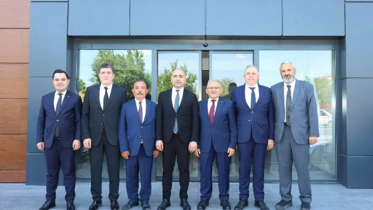 Başkan Büyükkılıç’tan iş dünyasına iade-i ziyaretler -