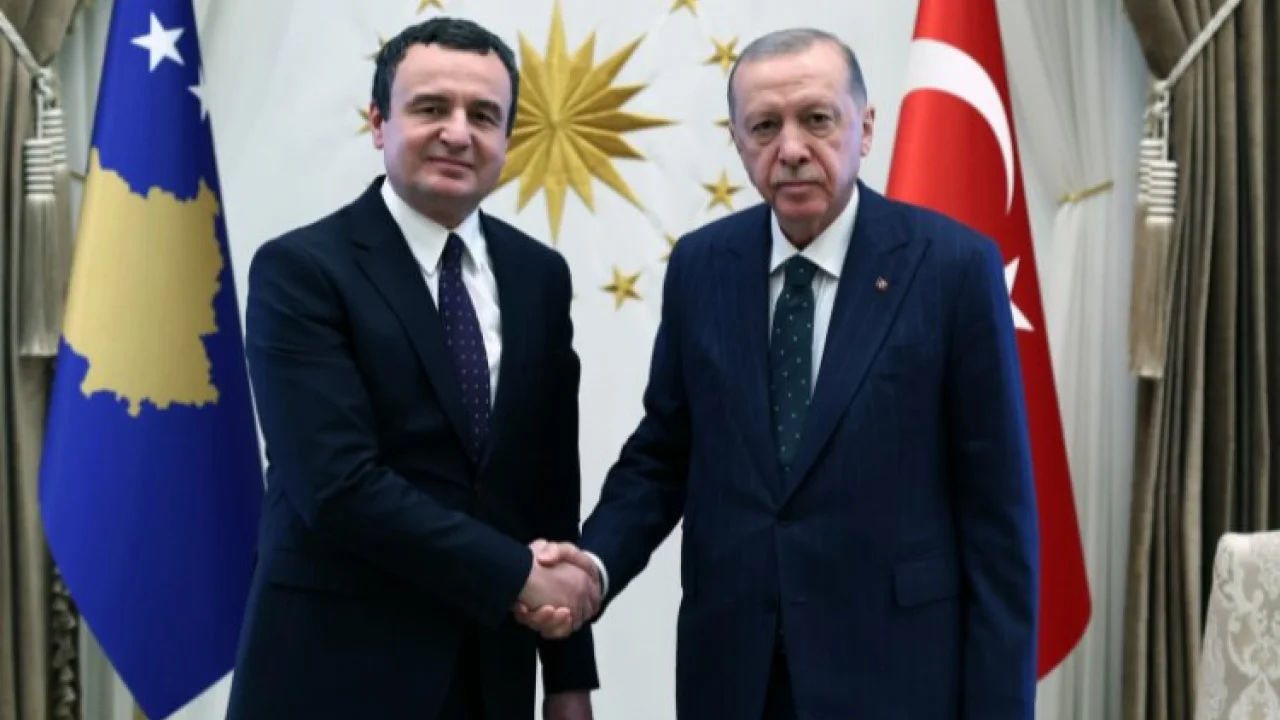 Kosova Başbakanı Külliye'de -