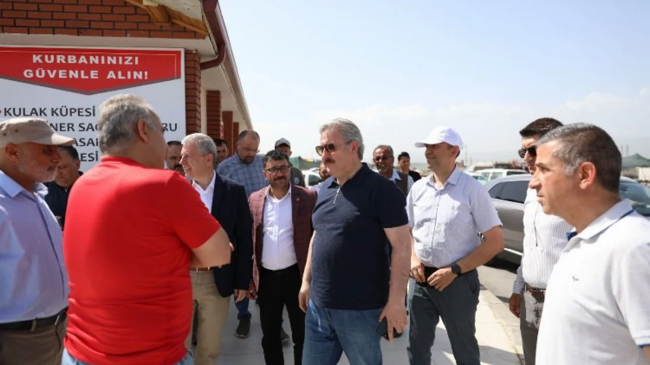 Başkan Palancıoğlu kurban pazarını ziyaret ederek hazırlıkları inceledi -