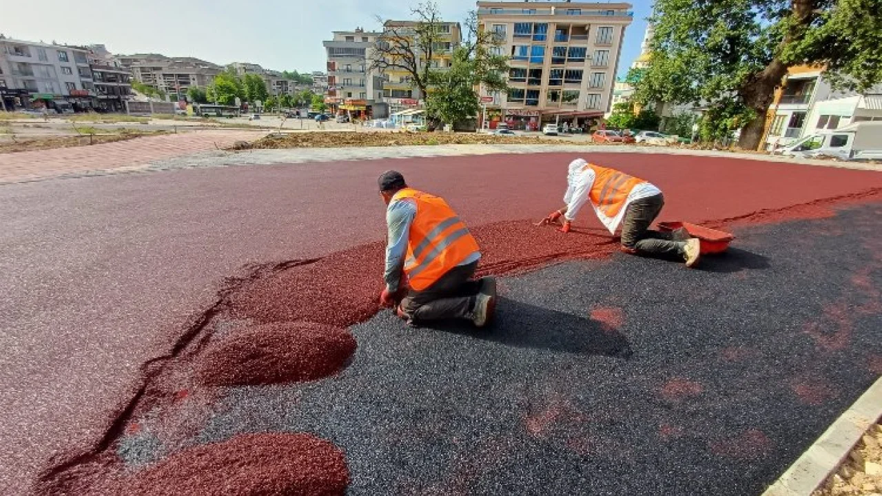 Bursa Osmangazi'de yeni parklar şekilleniyor -
