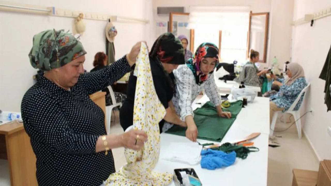 Hatay Büyükşehir'den halka ücretsiz kurs -