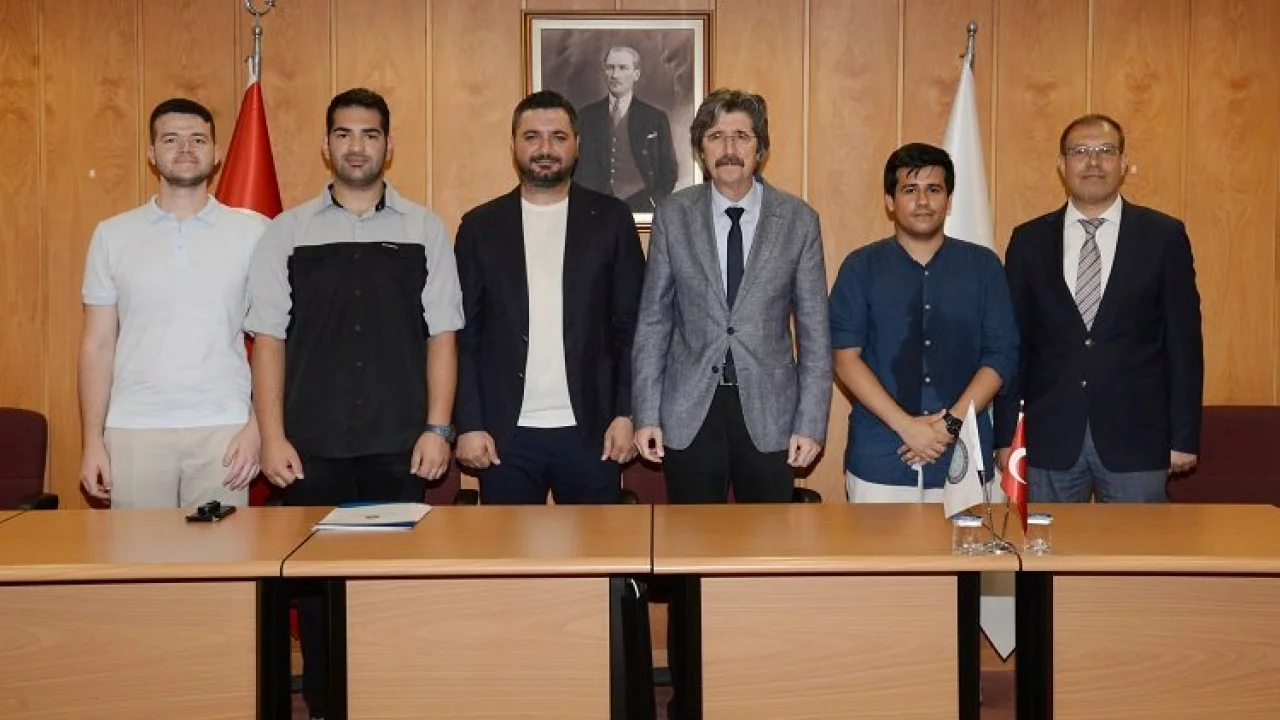 İHA’cı gençlere iş dünyasından destek -