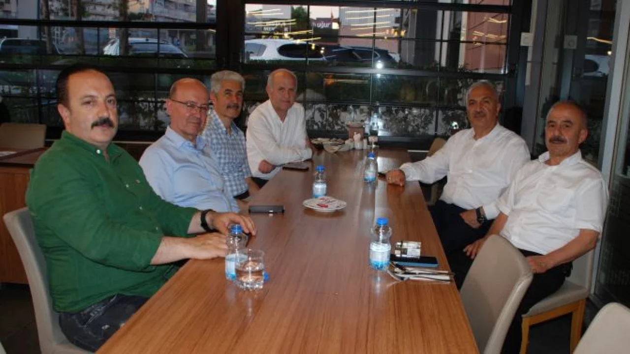 İyadei ziyarette geçmişi yad ettiler