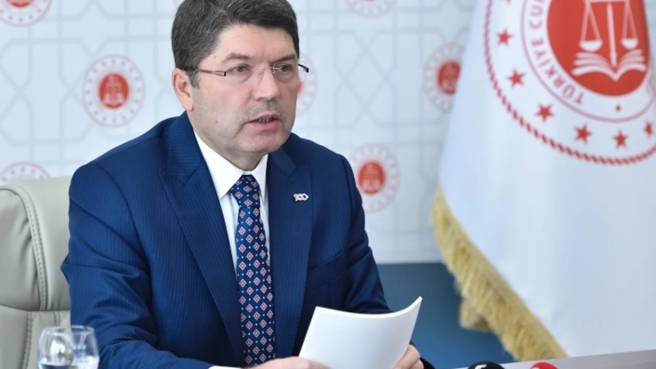 Bakan Tunç: Terör propagandasına 15 tutuklama -