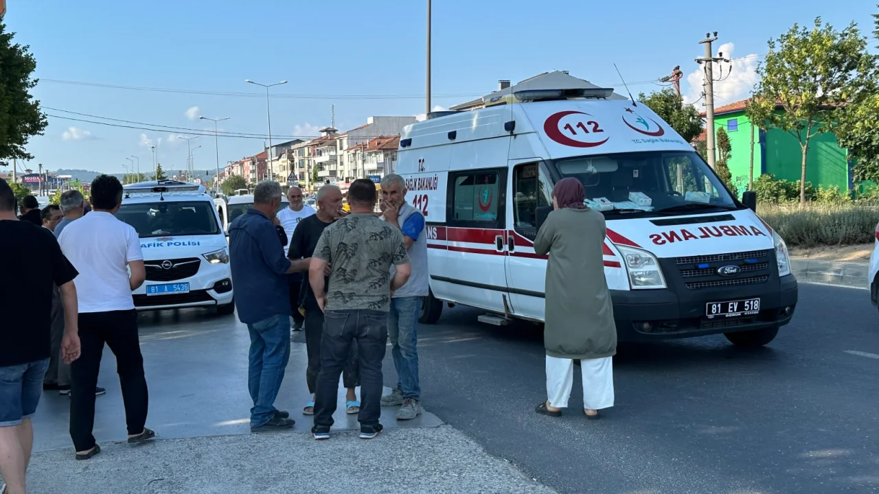 Düzce'de trafik kazası: 1 ağır yaralı -