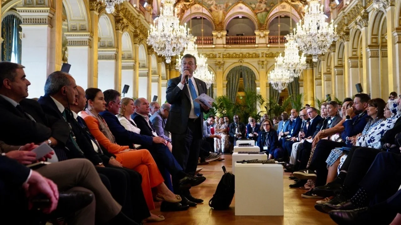 Ekolojik Geçiş için Belediye Başkanları Paris zirvesinde -