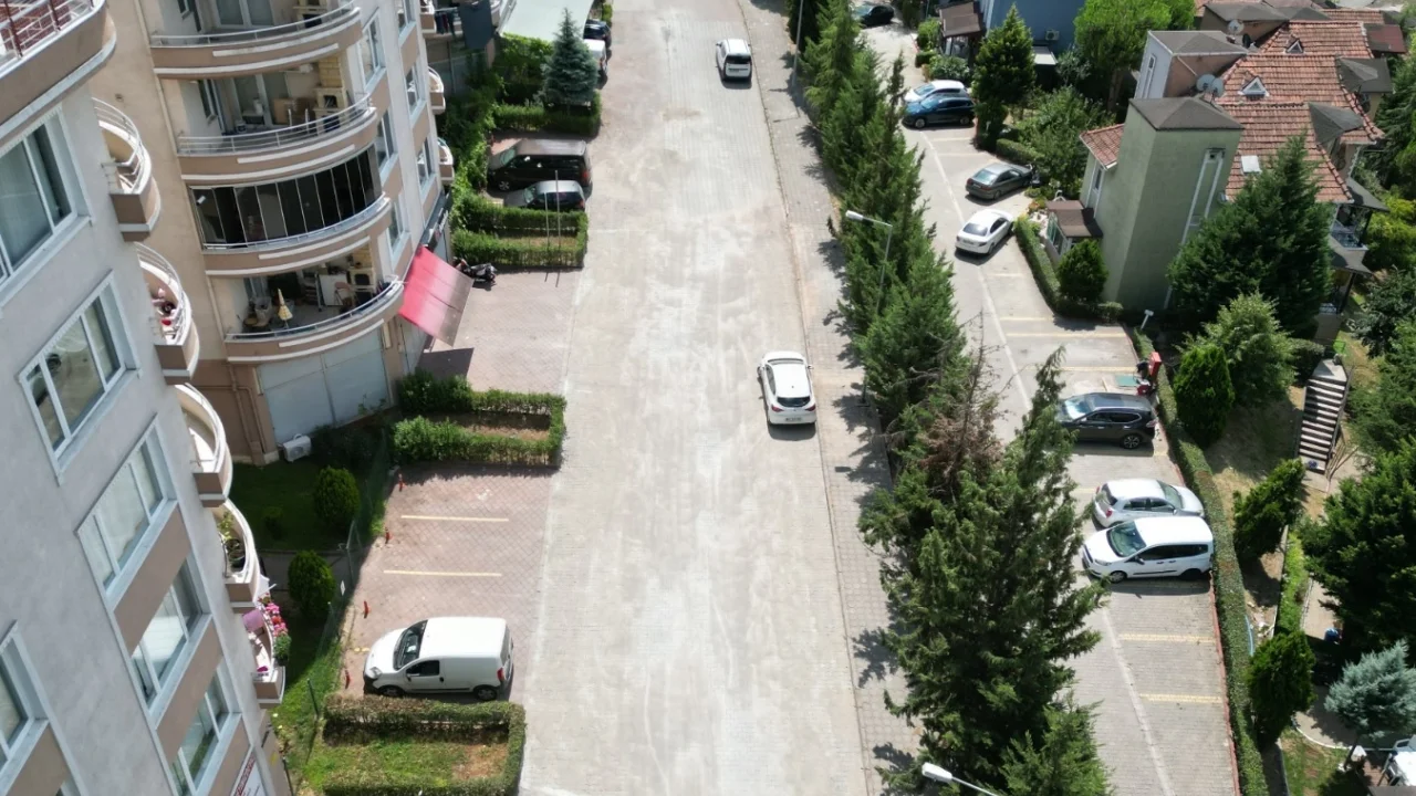 İzmit Belediyesinden Yuvam Akarca’ya konforlu yol -