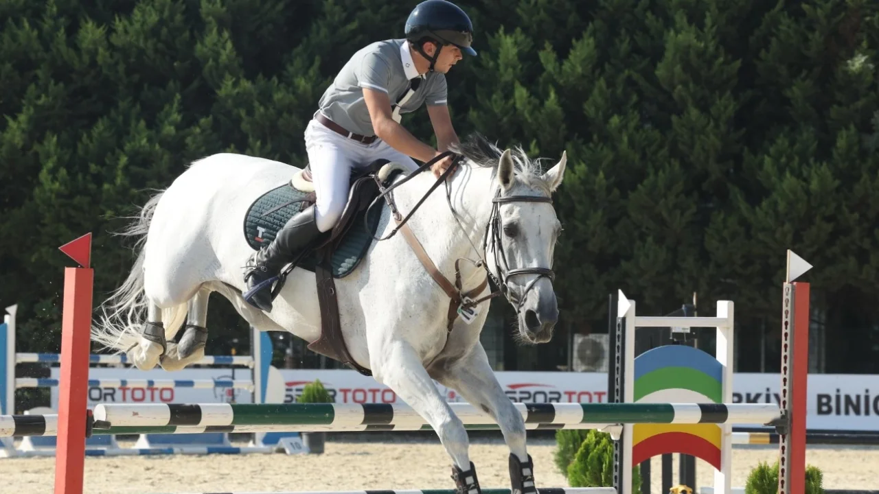 Kocaeli'de binicilik sporuna tam destek -