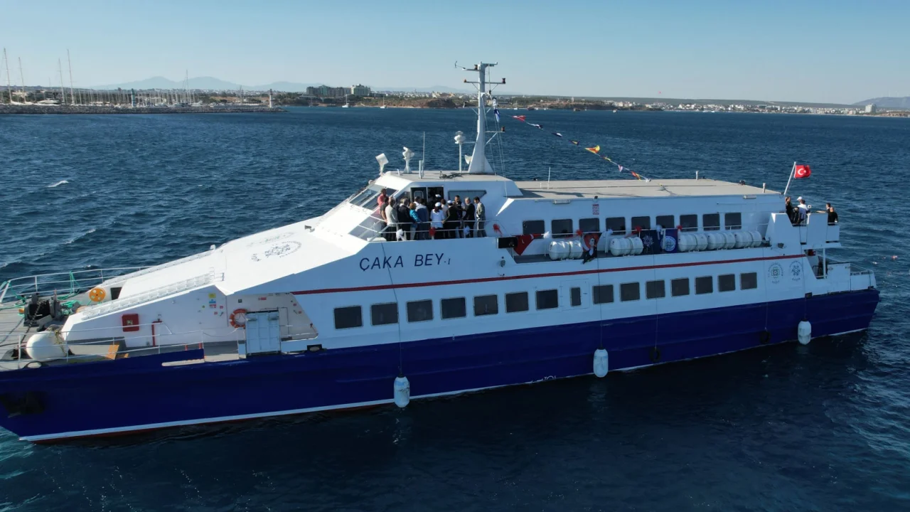 Muğla'da deniz otobüsü seferlerine yoğun ilgi -